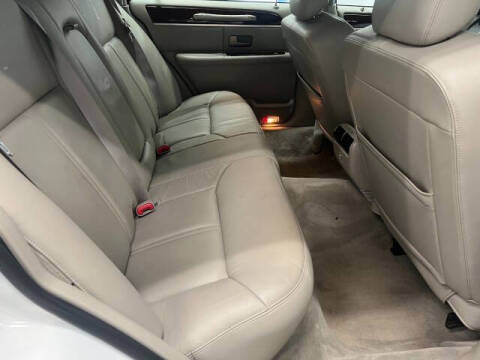 2009 Lincoln Town Car Signature Limited