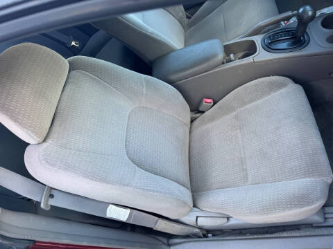 2004 Dodge Stratus SXT