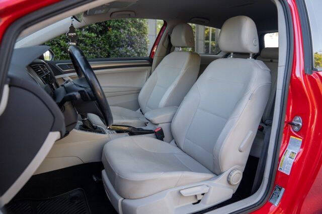 2015 Volkswagen Golf TSI S