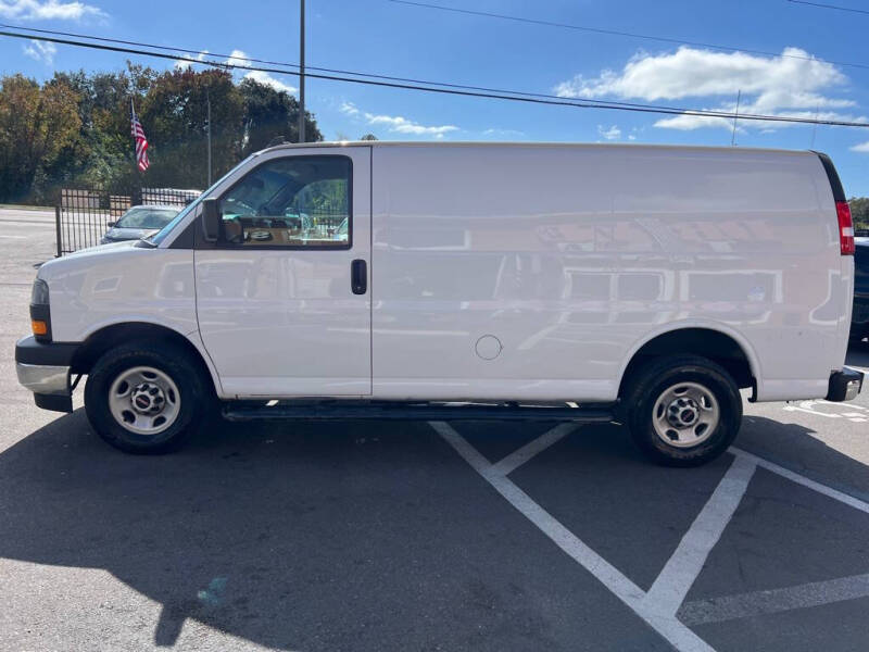 2021 GMC Savana 2500