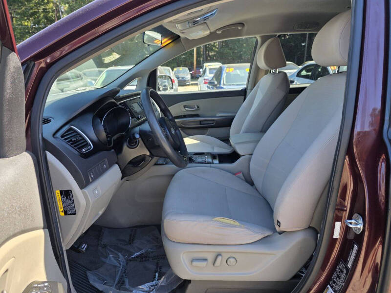 2017 Kia Sedona LX