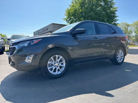 2019 Chevrolet Equinox for sale at MIDWEST CAR SEARCH in Fridley MN