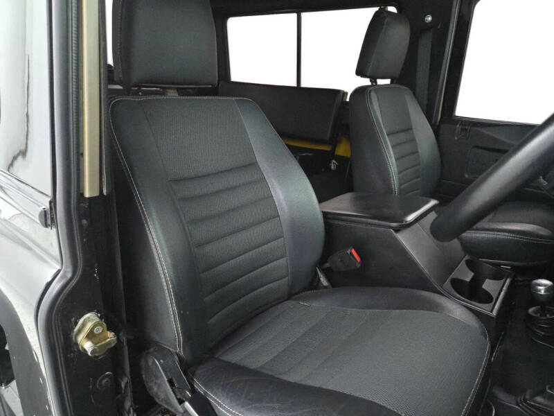 1991 Land Rover Defender