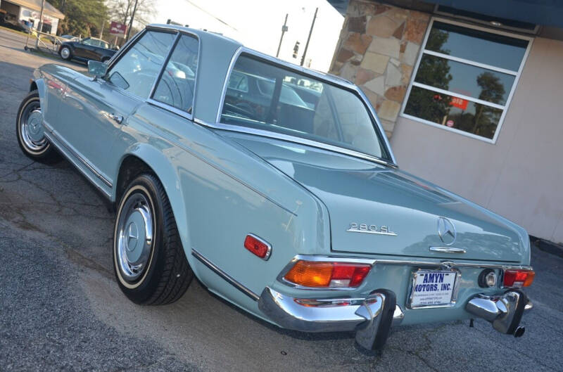 1969 Mercedes-Benz 280-Class