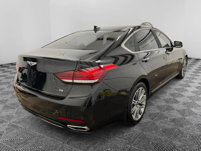 2018 Genesis G80