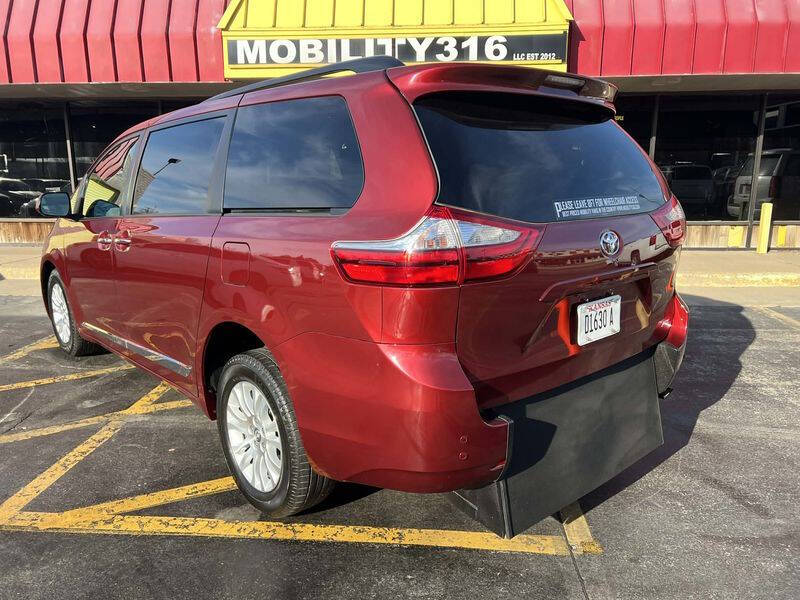 2017 Toyota Sienna