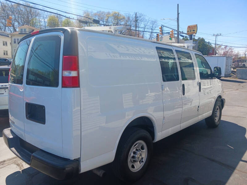 2020 Chevrolet Express 2500