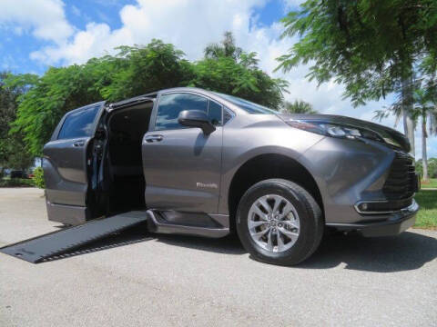 2024 Toyota Sienna XLE 7-Passenger