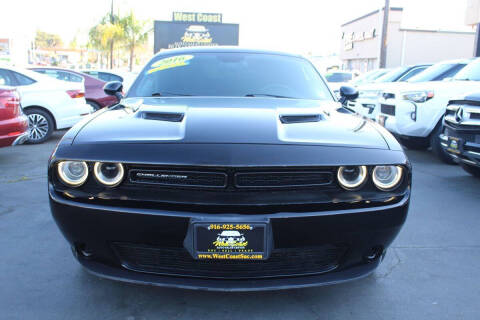 2016 Dodge Challenger SXT
