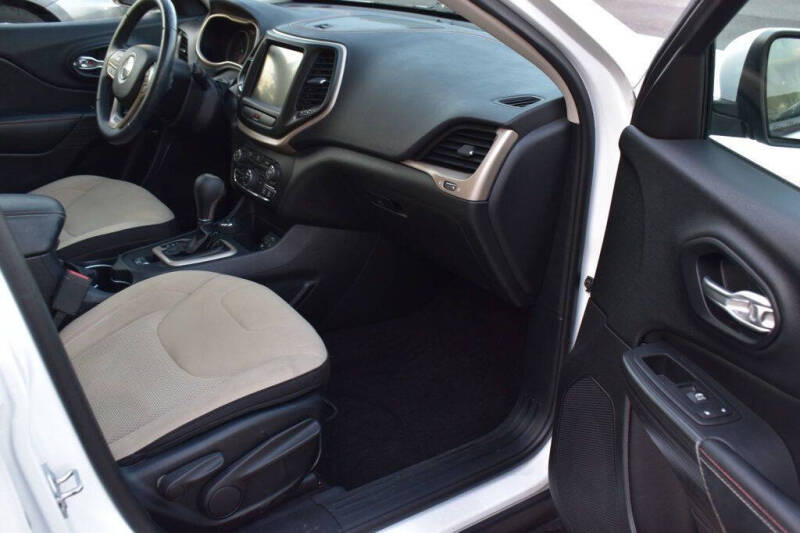 2017 Jeep Cherokee 75th Anniversary