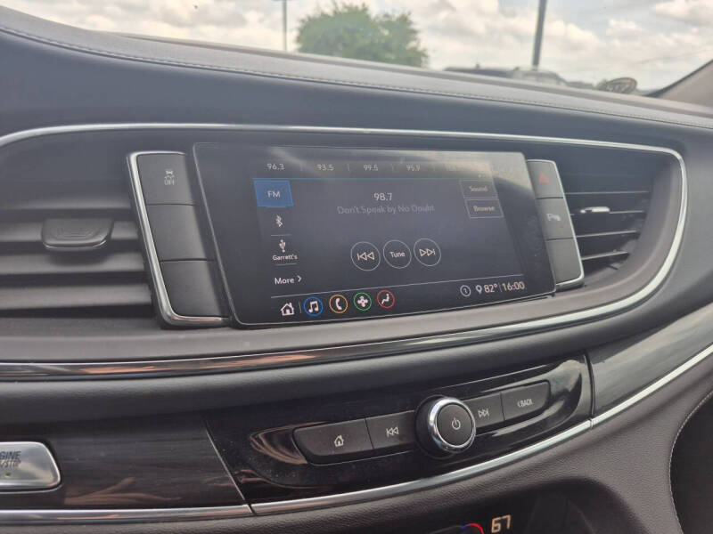 2020 Buick Enclave Essence