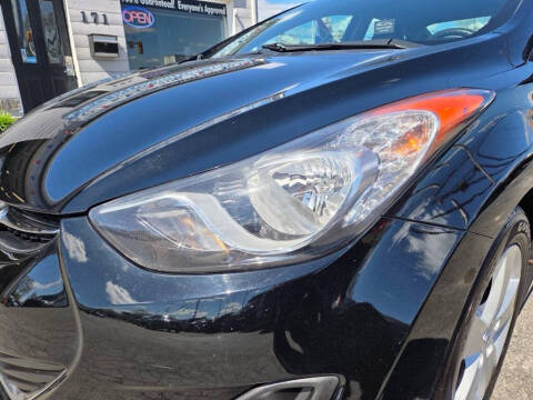 2011 Hyundai Elantra GLS