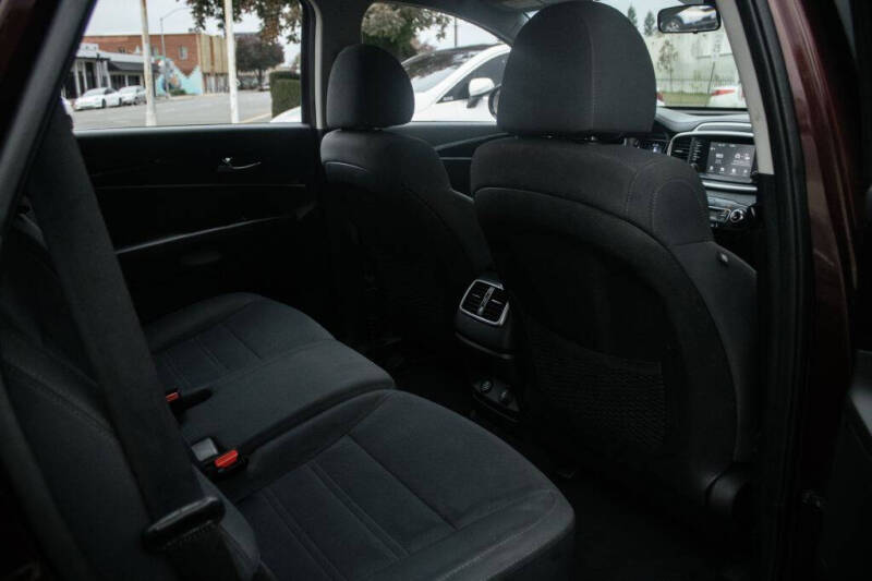 2019 Kia Sorento LX V6