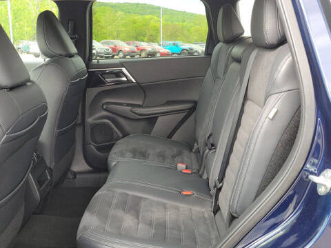 2022 Mitsubishi Outlander