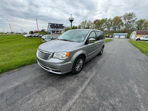 2014 Chrysler Town and Country for sale at Sinclair Auto Inc. in Pendleton IN