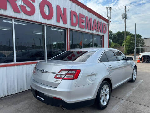 2013 Ford Taurus SEL