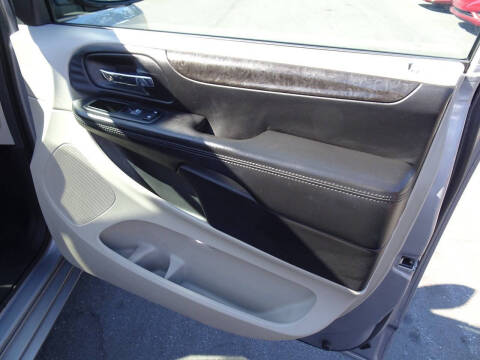 2013 Dodge Grand Caravan American Value Package