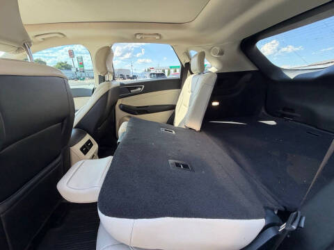 2019 Ford Edge Titanium