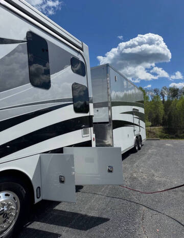 2021 Freightliner XCM Chassis