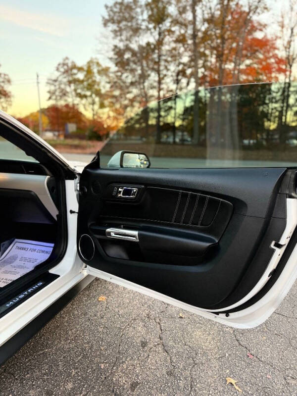 2015 Ford Mustang EcoBoost Premium