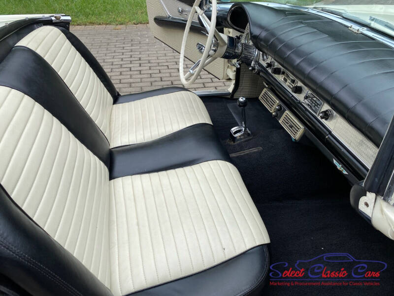 1957 Ford Thunderbird