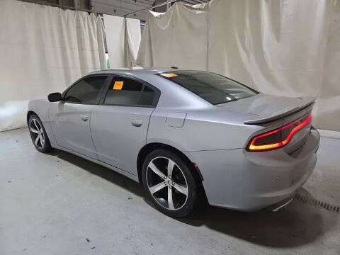 2017 Dodge Charger SE