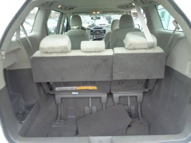2011 Toyota Sienna Base 7-Passenger