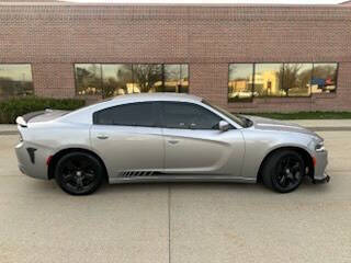 2016 Dodge Charger SE