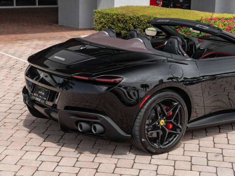 2025 Ferrari Roma Spider