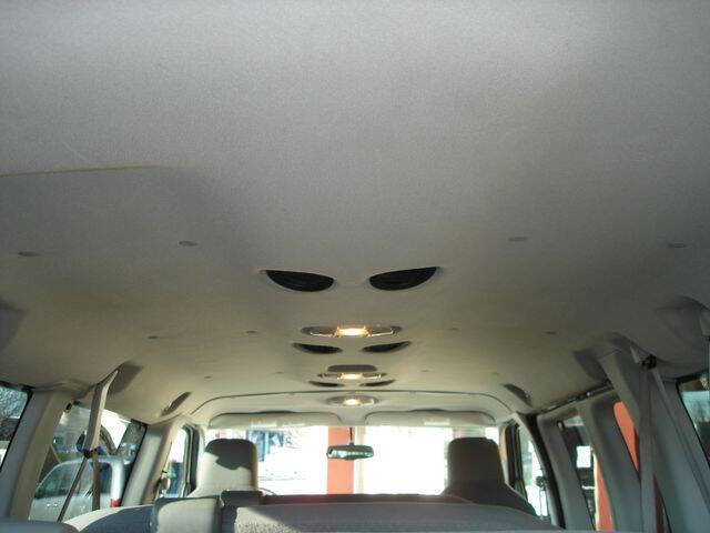 2013 Ford E-Series E-350 SD XLT