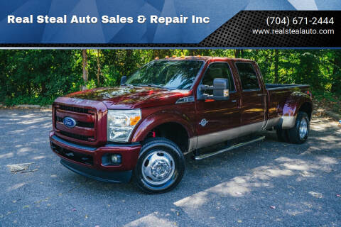 2011 Ford F-350 Super Duty Lariat