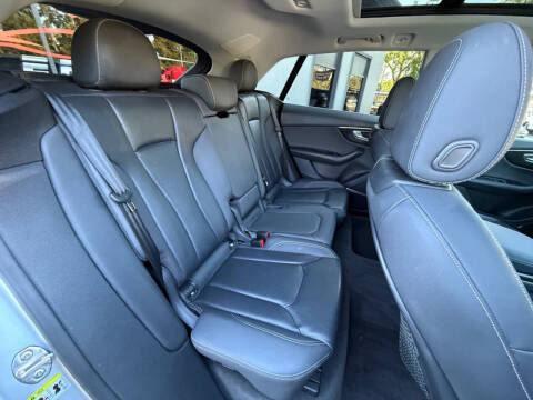 2019 Audi Q8 quattro Premium Plus 55 TFSI