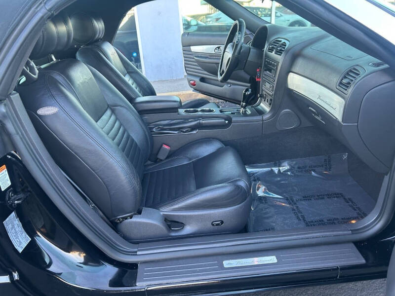 2002 Ford Thunderbird Deluxe