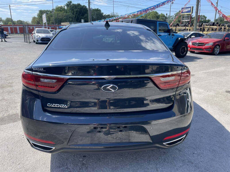 2017 Kia Cadenza Premium