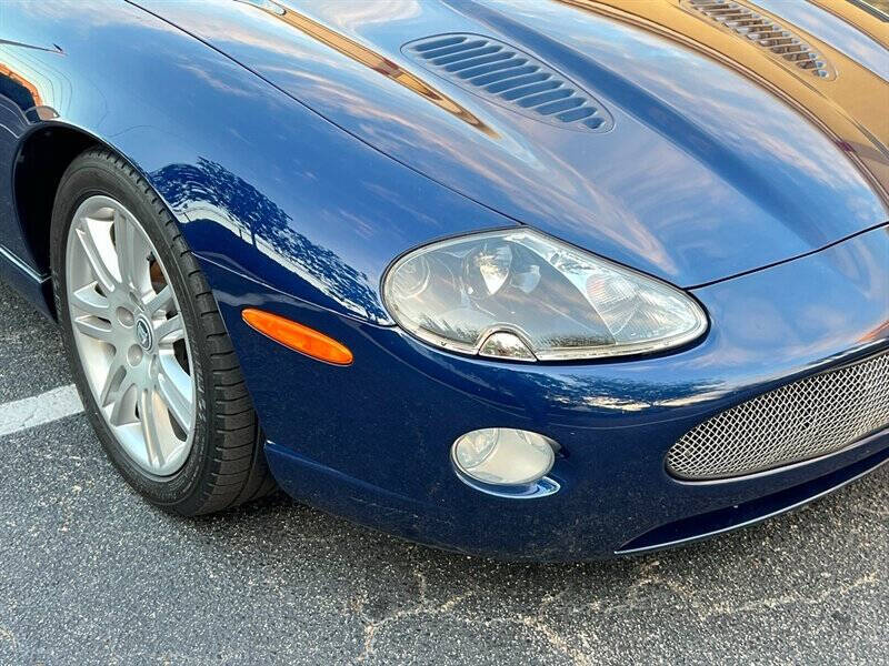 2005 Jaguar XK Series XKR Convertible photo 12