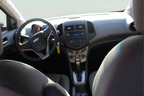 2012 Chevrolet Sonic LS