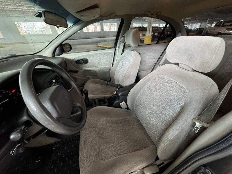 2000 Saturn S-Series SL2