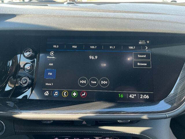 2023 Buick Envision 24