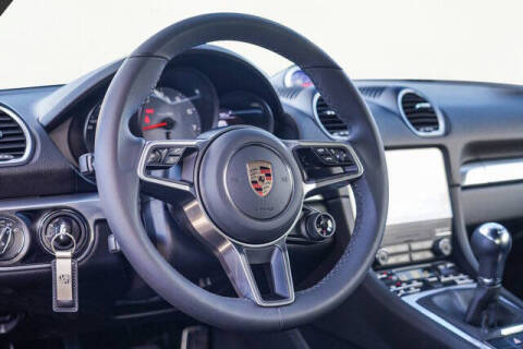 2025 Porsche 718 Cayman S