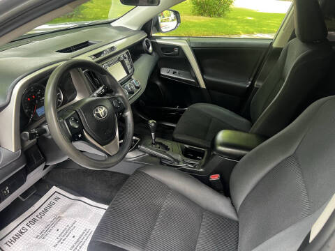 2016 Toyota RAV4 LE