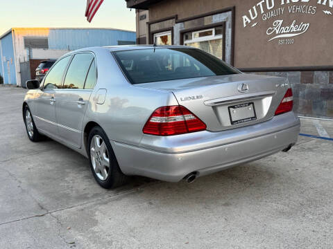 2004 Lexus LS 430