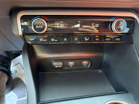 2023 Kia K5