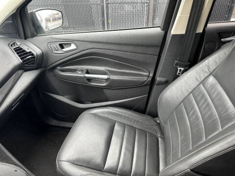 2015 Ford Escape Titanium