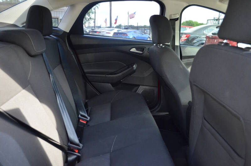 2017 Ford Focus SEL