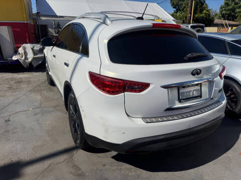 2011 Infiniti FX35