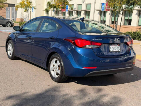 2015 Hyundai Elantra SE