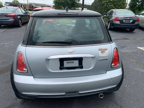 2005 MINI Cooper for sale at DDN & G Auto Sales in Newnan GA