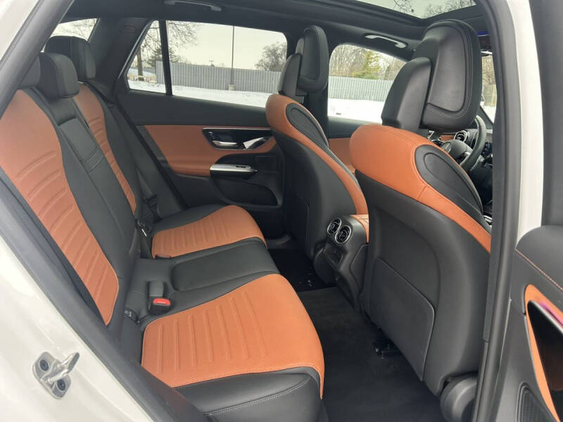 2025 Mercedes-Benz GLC GLC 300 4MATIC