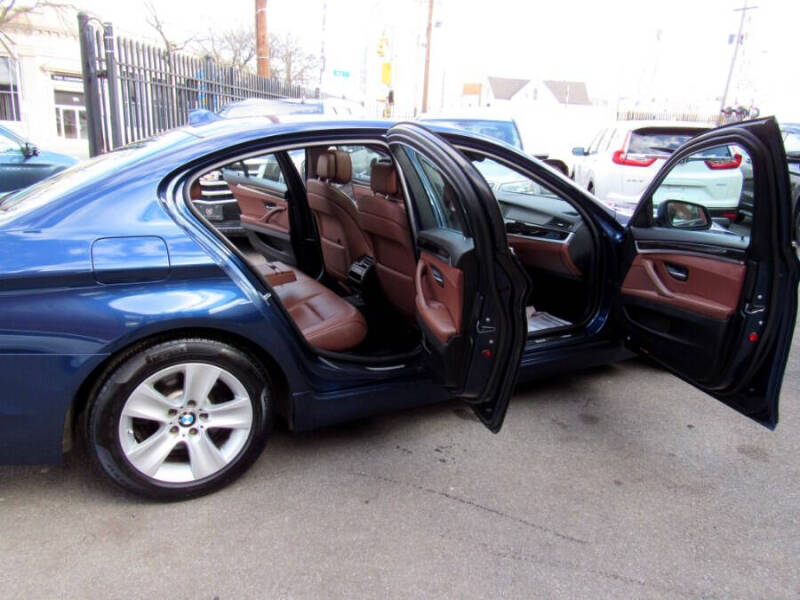 2012 BMW 5 Series 528i xDrive