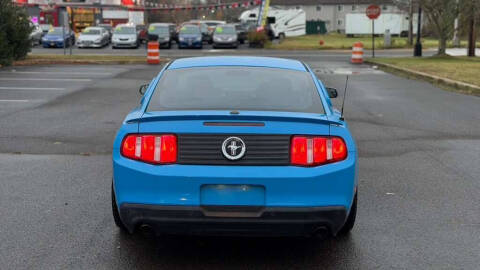 2012 Ford Mustang V6 Premium